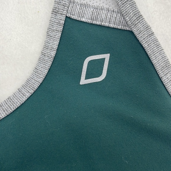 Lorna Jane Alpine Sports Bra - Picture 3 of 7